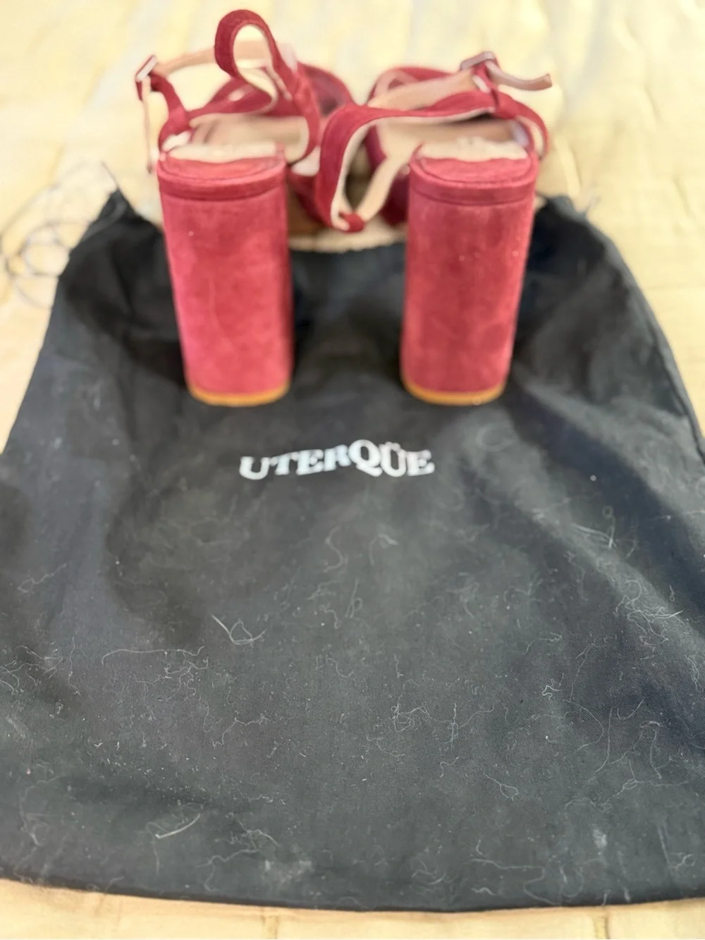 Uterque elegant burgundy